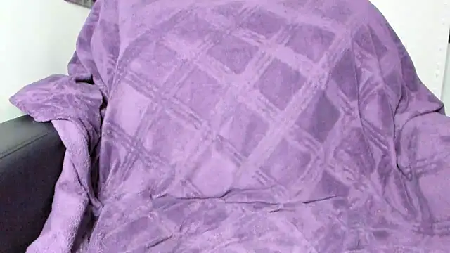 Snapshot of dollmore chatting on 02-08-25, 03:21 dollmore online show from 02-08-25, 03:21