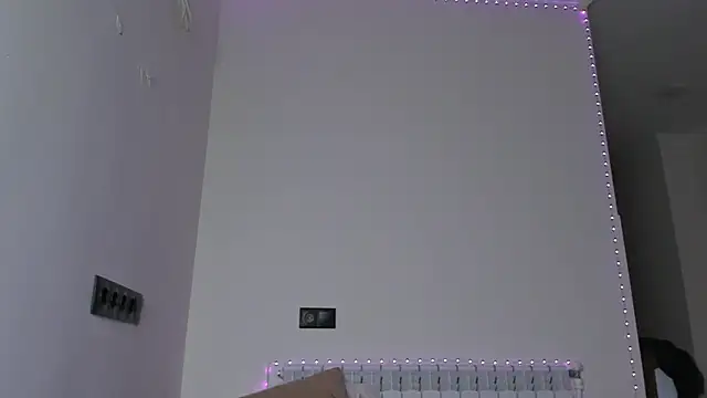 Snapshot of dollmore chatting on 02-24-25, 07:41 dollmore online show from 02-24-25, 07:41