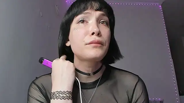 Snapshot of dollmore chatting on 02-26-25, 05:07 dollmore online show from 02-26-25, 05:07