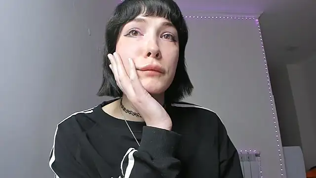 Snapshot of dollmore chatting on 03-07-25, 04:55 dollmore online show from 03-07-25, 04:55