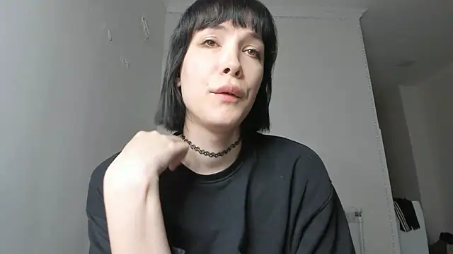 Snapshot of dollmore chatting on 03-14-25, 02:31 dollmore online show from 03-14-25, 02:31