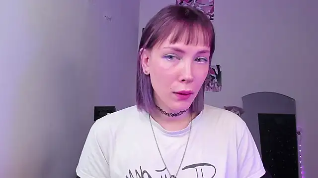 Snapshot of dollmore chatting on 02-16-26, 08:38 dollmore online show from 02-16-26, 08:38