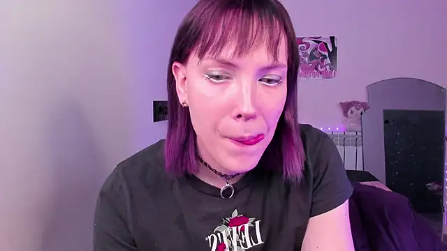 Snapshot of dollmore chatting on 03-08-26, 09:40 dollmore online show from 03-08-26, 09:40