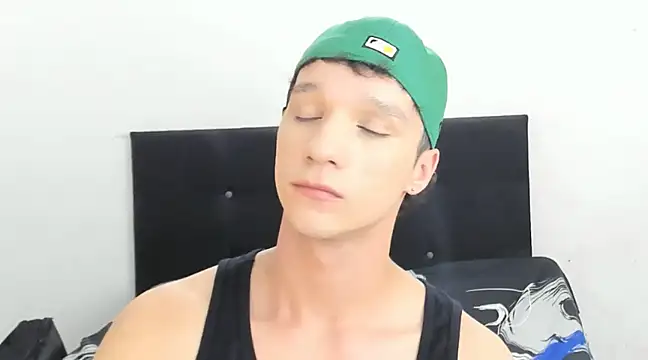 Snapshot of angelcortes chatting on 01-16-25, 11:48 angelcortes online show from 01-16-25, 11:48