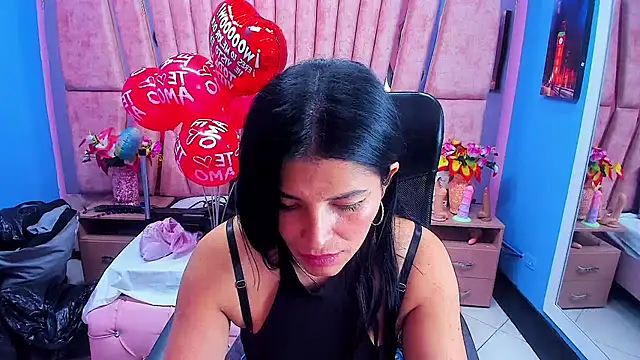 HornySkinny26 online show from 12-16-25, 10:31