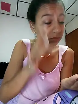 Snapshot of Tammyforever chatting on 05-07-26, 11:15 Tammyforever online show from 05-07-26, 11:15