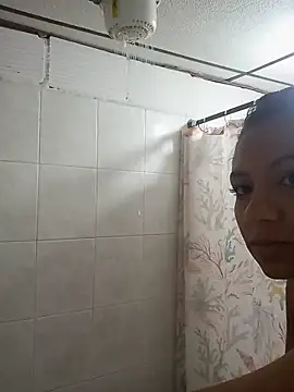Snapshot of Tammyforever chatting on 05-19-26, 10:21 Tammyforever online show from 05-19-26, 10:21