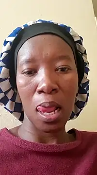 Snapshot of NikkiDickSavage chatting on 01-19-25, 08:07 NikkiDickSavage online show from 01-19-25, 08:07