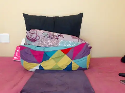 Snapshot of NikkiDickSavage chatting on 02-27-25, 08:31 NikkiDickSavage online show from 02-27-25, 08:31