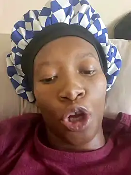 Snapshot of NikkiDickSavage chatting on 03-09-25, 02:43 NikkiDickSavage online show from 03-09-25, 02:43