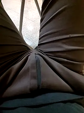 Snapshot of klsvn91 chatting on 09-28-25, 09:03 klsvn91 online show from 09-28-25, 09:03