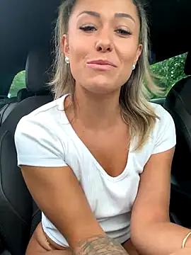 petrouchkaaa  online show from 09-30-25, 10:09