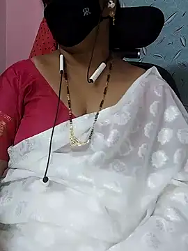 Snapshot of yours-kavaya chatting on 12-18-24, 10:40 yours-kavaya online show from 12-18-24, 10:40