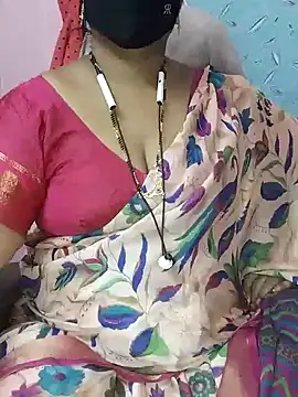 Snapshot of yours-kavaya chatting on 12-19-24, 02:45 yours-kavaya online show from 12-19-24, 02:45