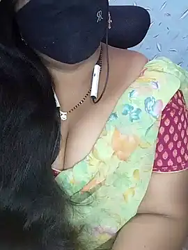 Snapshot of yours-kavaya chatting on 01-06-25, 04:47 yours-kavaya online show from 01-06-25, 04:47