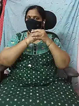 Snapshot of yours-kavaya chatting on 01-10-25, 05:13 yours-kavaya online show from 01-10-25, 05:13