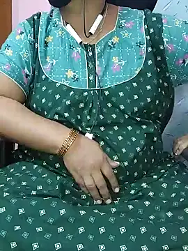 Snapshot of yours-kavaya chatting on 01-23-25, 12:57 yours-kavaya online show from 01-23-25, 12:57