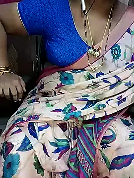 Snapshot of yours-kavaya chatting on 09-12-25, 02:50 yours-kavaya online show from 09-12-25, 02:50