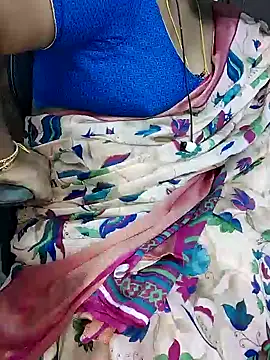 Snapshot of yours-kavaya chatting on 09-18-25, 03:58 yours-kavaya online show from 09-18-25, 03:58