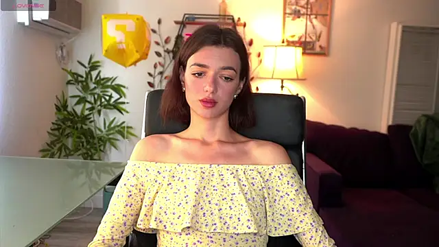 Snapshot of olivia_jeas chatting on 04-28-26, 08:58 olivia jeas online show from 04-28-26, 08:58