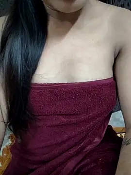 Snapshot of Roshni_98 chatting on 02-27-25, 05:04 Roshni 98 online show from 02-27-25, 05:04