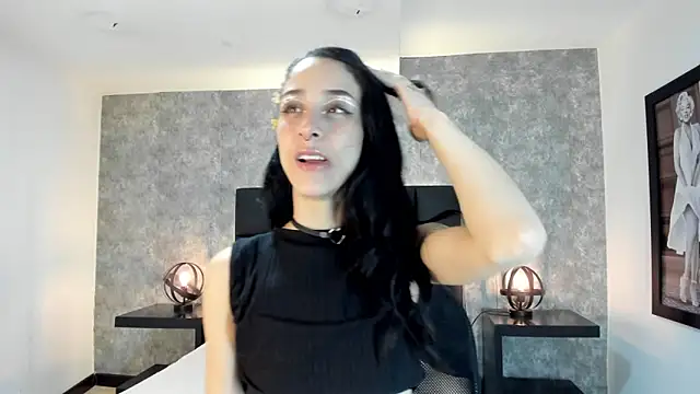 lhiamfit online show from 12-14-24, 04:45