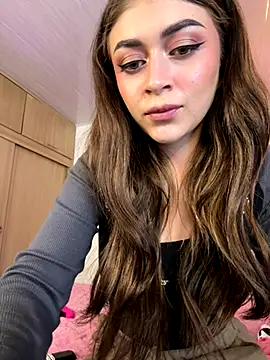 Snapshot of babesamanta chatting on 10-19-25, 04:57 babesamanta online show from 10-19-25, 04:57