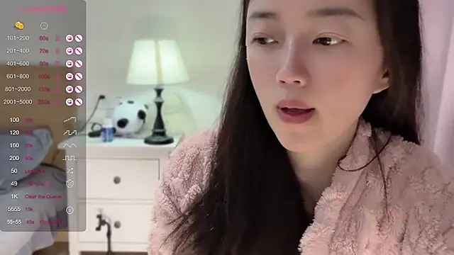 A-xena online show from 01-31-25, 02:04