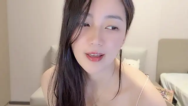 A-xena online show from 10-21-25, 02:51