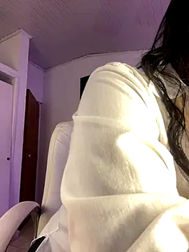 Snapshot of NatashaBrown12 chatting on 09-19-25, 12:17 NatashaBrown12 online show from 09-19-25, 12:17