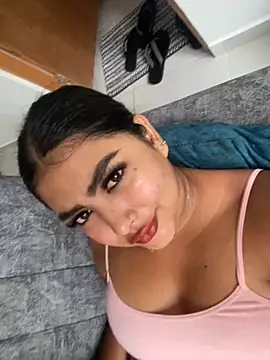 Snapshot of NatashaBrown12 chatting on 10-08-25, 01:09 NatashaBrown12 online show from 10-08-25, 01:09