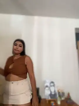 NatashaBrown12 online show from 04-10-26, 03:06