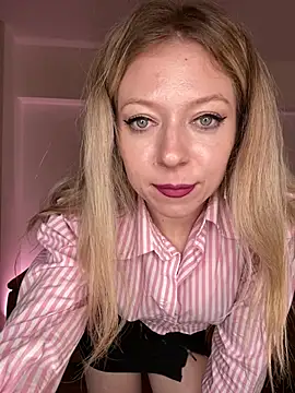 Snapshot of KatyaFantasy chatting on 01-15-26, 01:43 KatyaFantasy online show from 01-15-26, 01:43