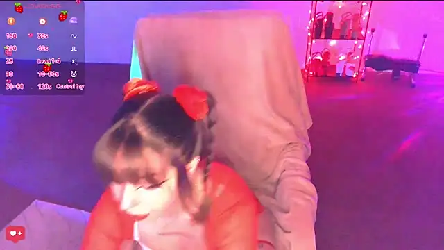 PetiteAngel666 online show from 12-18-25, 09:26