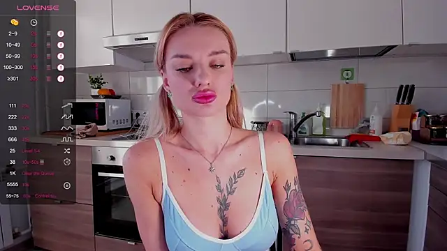 Snapshot of MissLovex chatting on 01-29-25, 05:09 MissLovex online show from 01-29-25, 05:09