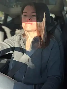 LadyLena1 online show from 01-22-25, 05:49