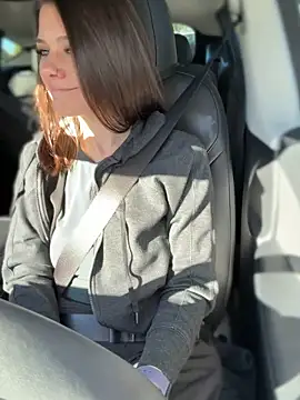 LadyLena1 online show from 10-15-25, 06:08