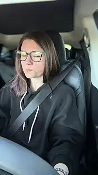 Snapshot of LadyLena1 chatting on 05-27-26, 05:54 LadyLena1 online show from 05-27-26, 05:54