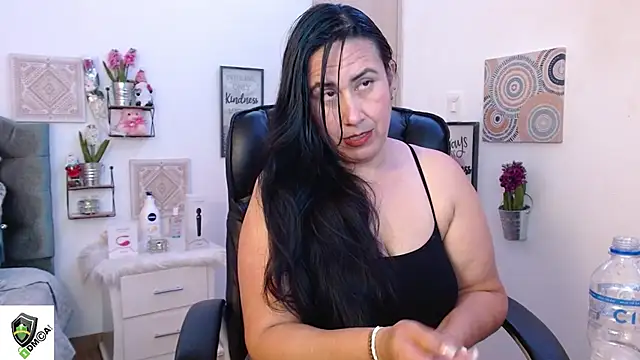 amalia brunette online show from 12-30-24, 11:17