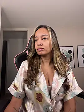 DianaHopson online show from 10-12-25, 12:20