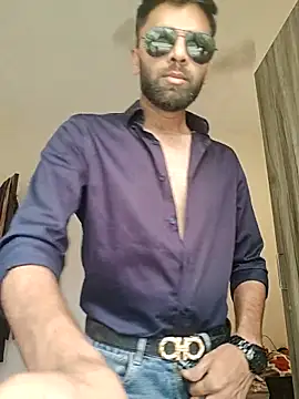 Snapshot of 18_couple_sex chatting on 04-06-26, 10:27 18 couple sex online show from 04-06-26, 10:27