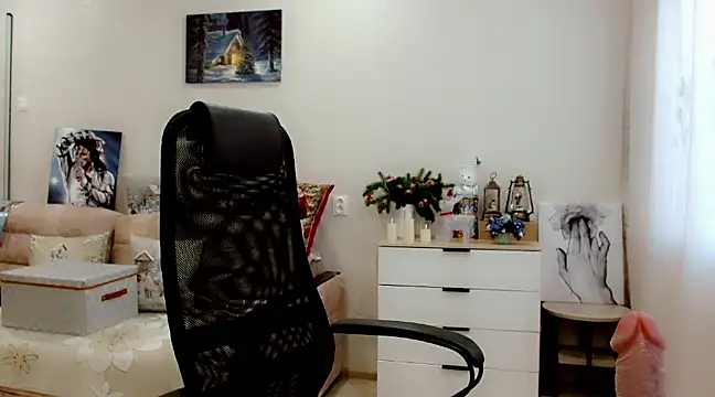 EveLove33 online show from 02-17-25, 09:13