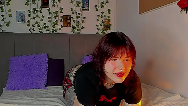 miss Lizzy online show from 01-16-25, 01:27