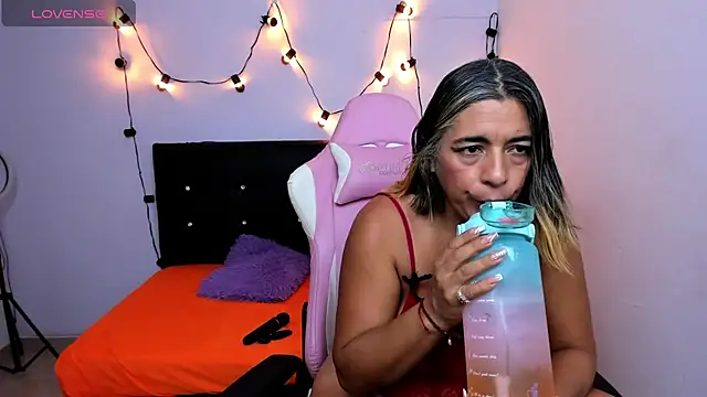 Snapshot of tammy_lynn69 chatting on 01-11-25, 05:51 tammy lynn69 online show from 01-11-25, 05:51