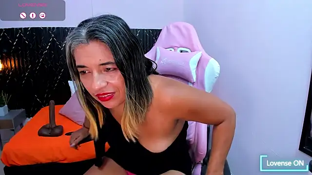 Snapshot of tammy_lynn69 chatting on 03-03-25, 06:12 tammy lynn69 online show from 03-03-25, 06:12