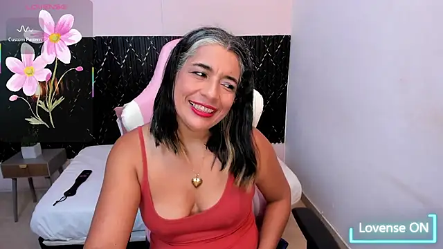 Snapshot of tammy_lynn69 chatting on 10-20-25, 11:21 tammy lynn69 online show from 10-20-25, 11:21