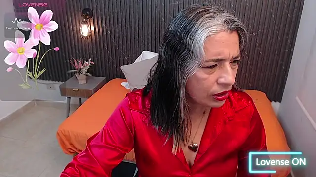 Snapshot of tammy_lynn69 chatting on 11-16-25, 06:02 tammy lynn69 online show from 11-16-25, 06:02