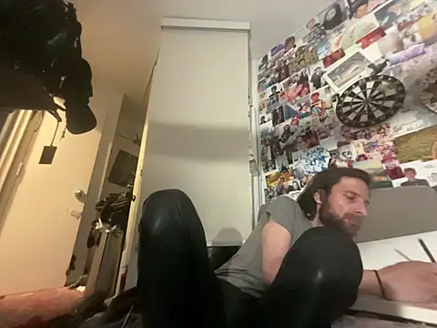 DownstairsSky online show from 05-26-26, 03:35