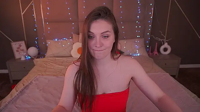 EmmyCharmm online show from 03-05-26, 06:42