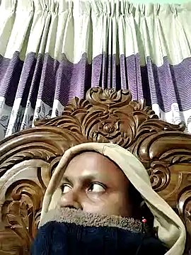 Snapshot of Niladri1410 chatting on 12-22-24, 04:27 Niladri1410 online show from 12-22-24, 04:27